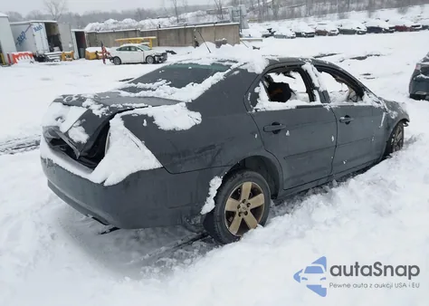 2007 Ford Fusion Se from USA, damaged, VIN 3FAHP07Z07R153139